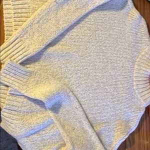 American Eagle Outfitters Sweater Crop Top